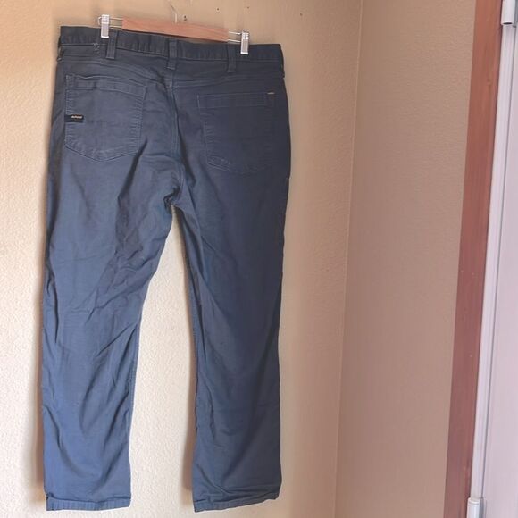 Ariat Pants Made Tough Pant in Rebar Grey 40/30 - Picture 3 of 15